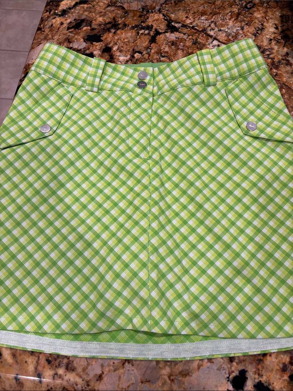 NWOT- Nike shorts